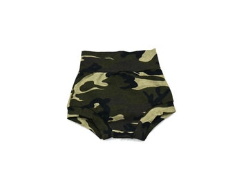 Baby Camo Bummies with Headband: Cotton Lycra Girl Shorts Set