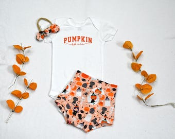 Fall Baby Bodysuit and Bummies Set/Pumpkin Spice Baby Outfit/Fall Baby Clothes/ Baby Girl Outfit/Baby Boy Outfit