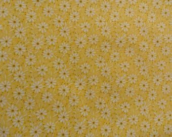2 yards White Daisies on Yellow background quilters cotton fabric, Keepsake Calico