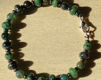 Elegante bracciale in giadeite e agata indiana