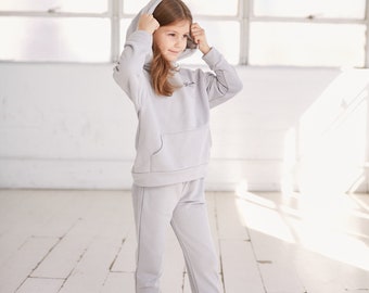 2 pcs Set Hoodie and Pants for Kids, sweatshirt and joggers, kids outfit gray sweatshirt pants, cotton pullover , oversized hoodie, unisex