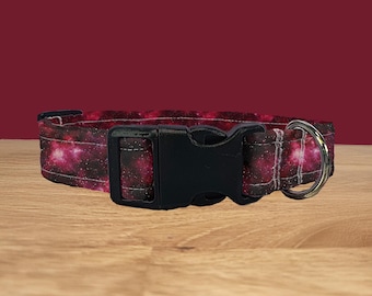 Collar para perro / Galaxia roja / Ajustable / Hebilla metálica / Cierre lateral de plástico / Cachorro