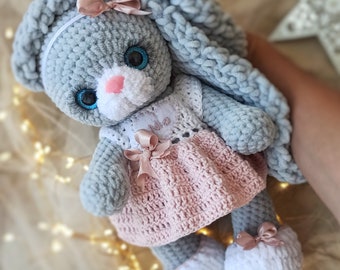 PDF-patroon gehaakte konijntjesjurk en slofjes, amigurumi speelgoedkleding