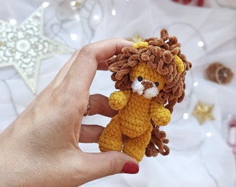 Häkelanleitung für einen kleinen Löwen, Amigurumi-Spielzeug, PDF-Anleitung. Kleines gehäkeltes Löwe-Stofftier. Handgefertigter Spielzeuglöwe. DIY Häkelanleitung Miniaturlöwe