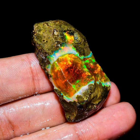 エチオピアウェロ産 チョーク オパール ピンファイア 原石 鉱物標本