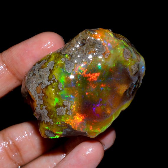 エチオピアウェロ産オパール　星空のような　鉱物標本　原石 エチオピアウェロ産オパール 星空のような 鉱物標本 原石 ウェロ