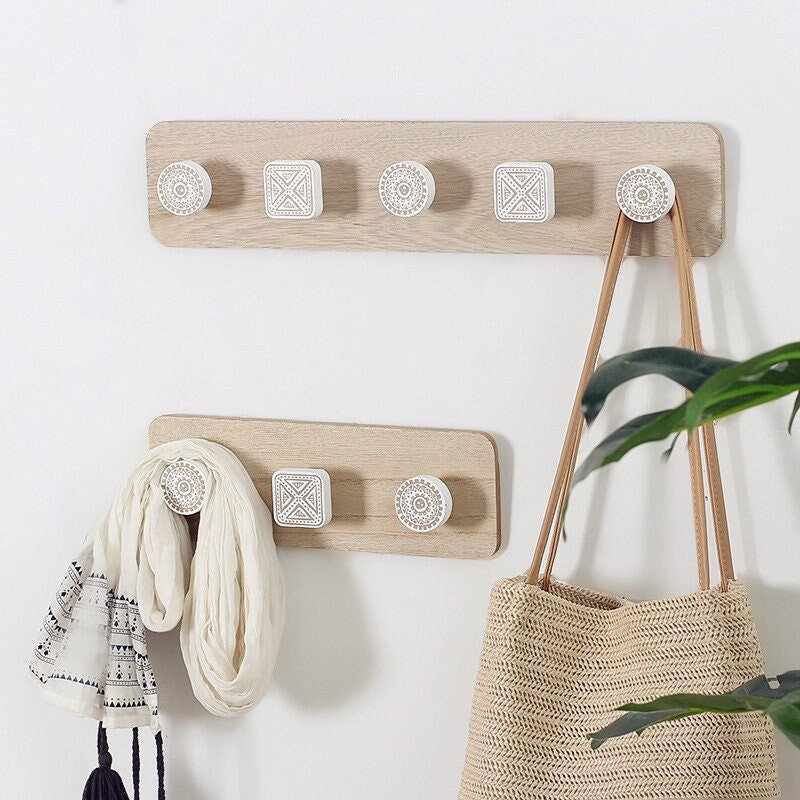 wall bag hanger