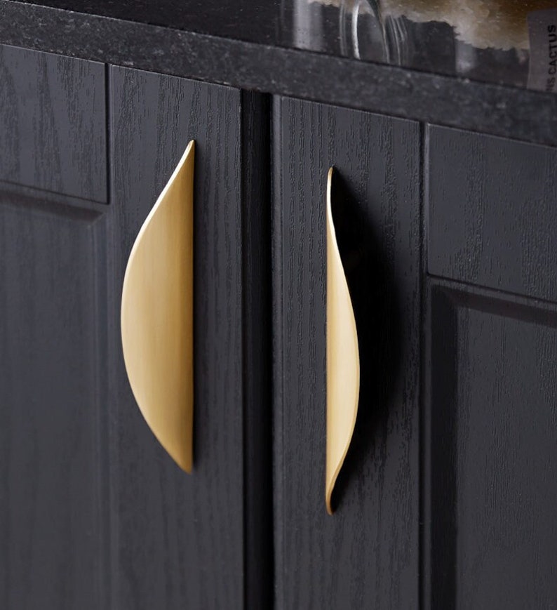 Modern Leaf Shape Handles Gold Drawer Dresser Cupboard Pulls Black Kitchen Cabinet Pulls Handles Modern Wardrobe Handle Knob Pull  Hardware 