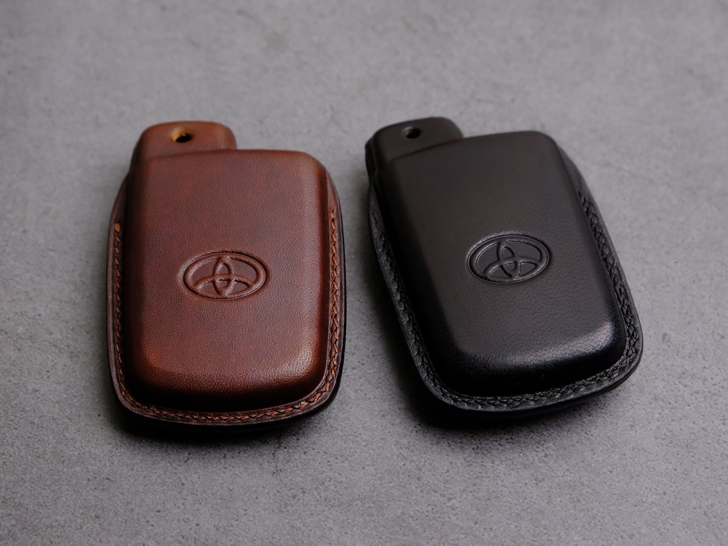 トヨタ 4Runner キーフォブカバー、トヨタ ランドクルーザー RAV4 
