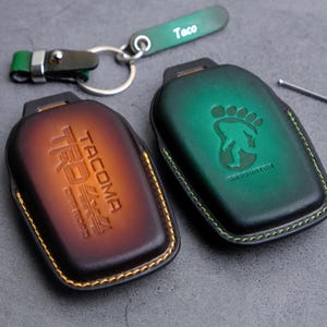 2025 2024 Toyota Tacoma Key Fob Cover, Leather Key Case Key Chain For Tacoma TRD Off Road SR5 SR TRD Pro Trailhunter Limited PreRunner