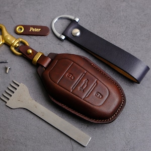Peugeot 3008 Key Fob Cover, Handcraft leather Key Case For Peugeot 3008 2016- , Peugeot 3008 Accessories, Birthday Gift