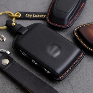 Volvo XC60 Key Fob Cover 2024-2025, Custom Volvo XC60 Keyless Case, Leather Key Shell Accessories for Volvo C40 S60 S90 Xc40 Xc60 Xc70 Xc90