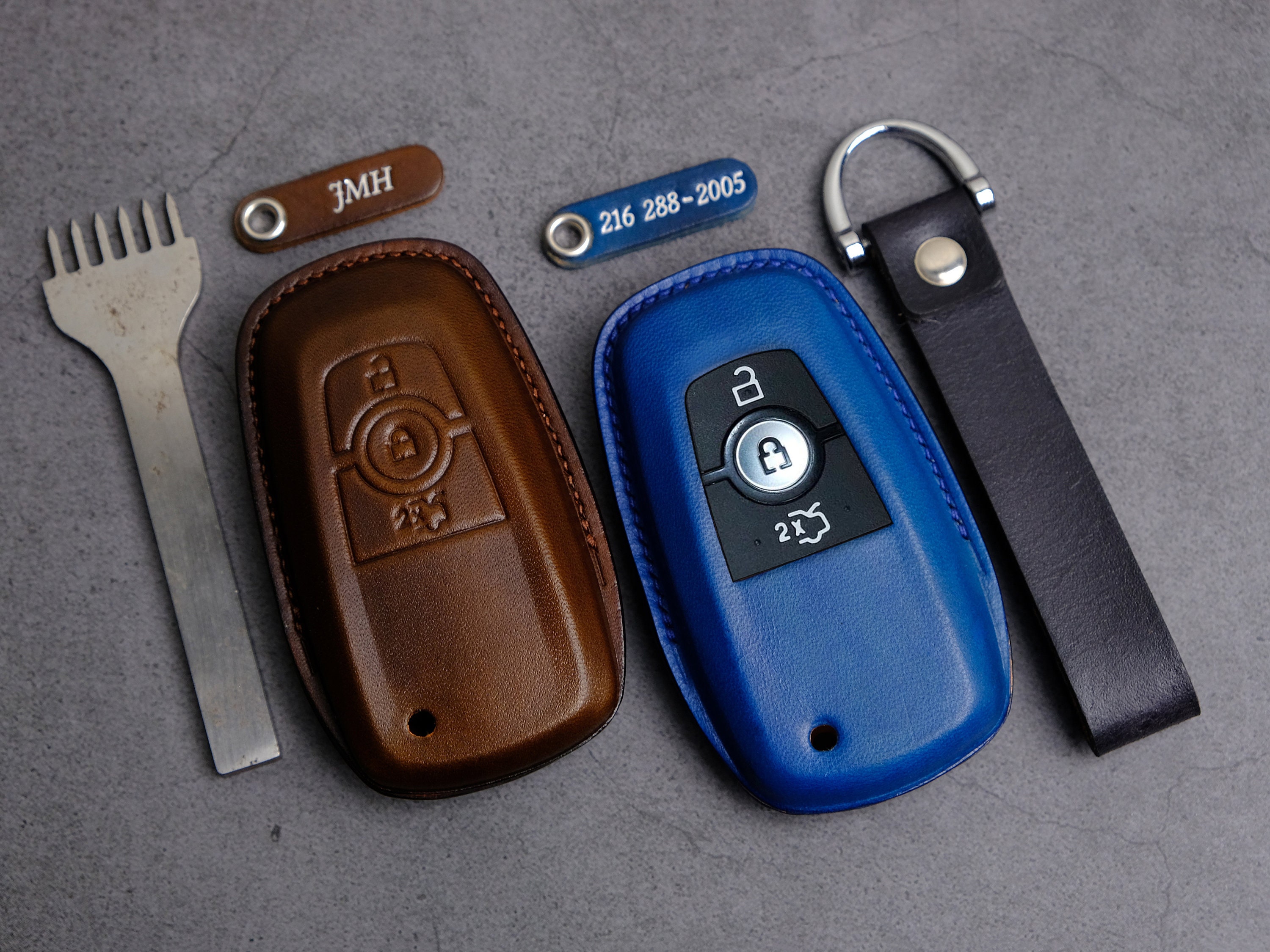 Ford Key Fob Cover 3 Buttons Leather Key Case for Ford Bronco/ Ecosport/  Edge/ Everest/ Expedition/ Explorer/ F Series Ford Accessories 