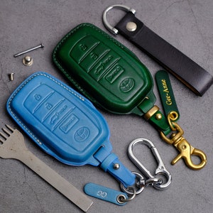 Toyota Land Cruiser 2024 2023 Key Fob Cover (4 Buttons), Leather Key Case For Entry Remotes Toyota Land Cruiser, Personalized Gift