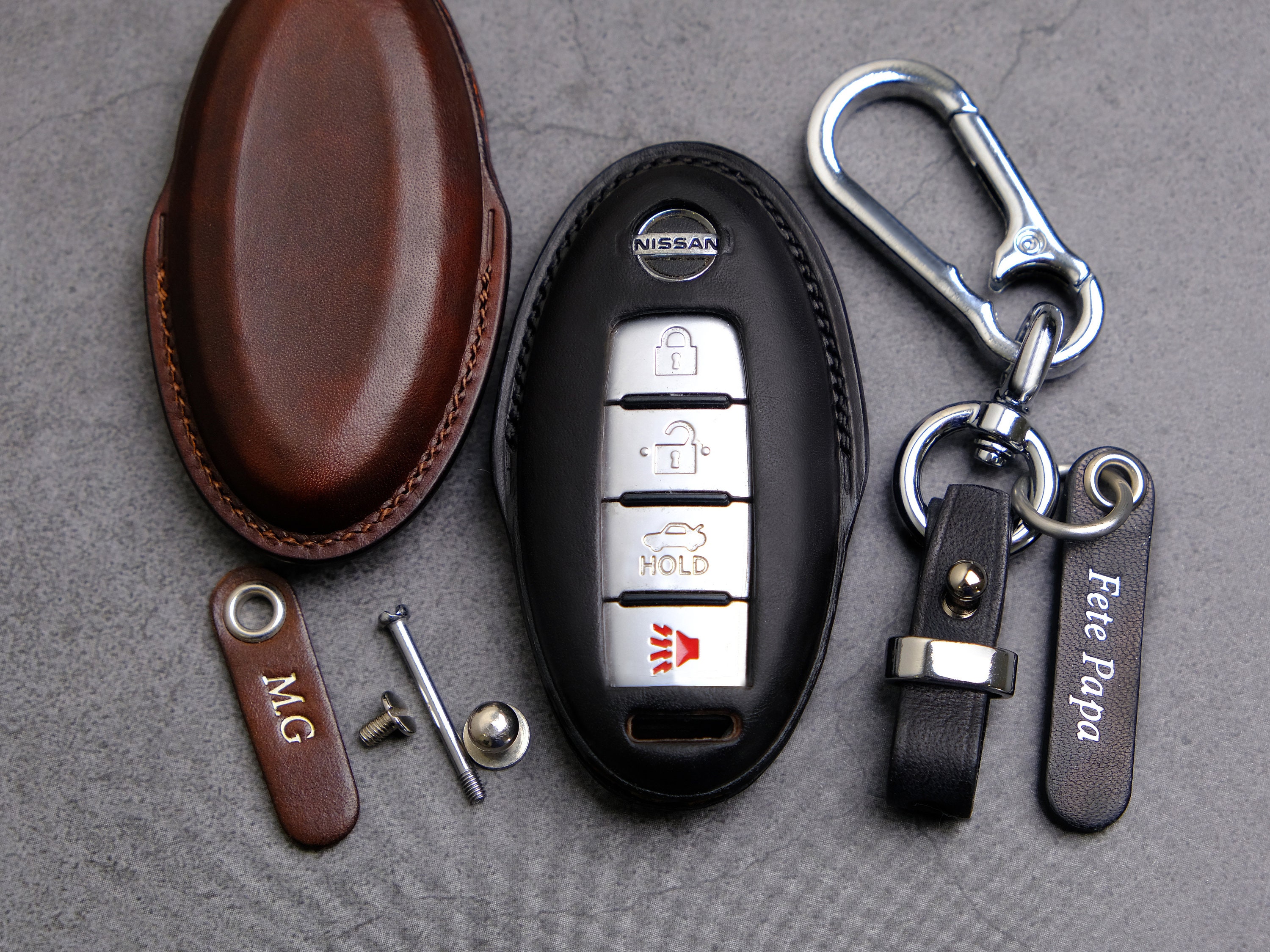 thumbnail: Ontto Metal Autosleutel Cover - Beschermhoes Met Sleutelhanger Voor Nissan Modellen (Altima, Rogue, Etc.)