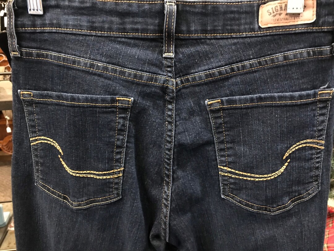 Levis Signature Modern Boot Cut Jeans. Size 10 Short - Etsy