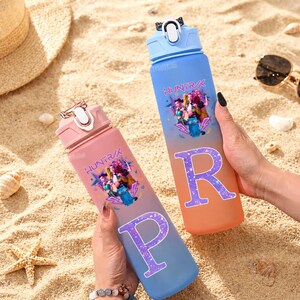 Kpop Demon Hunters Water Bottle, Gradient Letter, 750ml Girls Drinking Bottle image 4