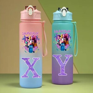 Kpop Demon Hunters Water Bottle, Gradient Letter, 750ml Girls Drinking Bottle image 2