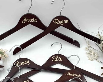 Personalized Bridesmaid Hangers, Wedding Hangers For Bride, Bridal Hanger, Bridesmaids gift, Wedding dress hanger, Custom hangers