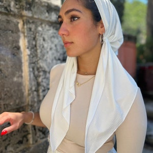 Classic Jersey Ribbed Pretied White (with Velvet Grip)