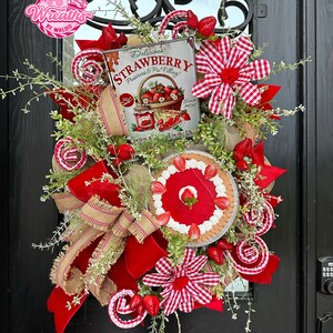 Summer Wreath, Strawberry Pie Decor, Spring Wreath, Pie Wreath, Everyday Wreath, Pie Decor, Handmade Wreath, XL wreath