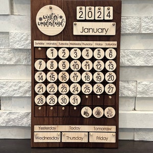 Wooden Perpetual Calendar, Montessori Calendar, Homeschool Calendar, Math Manipulative, Learning Tool, Montessori materials, Loose Parts