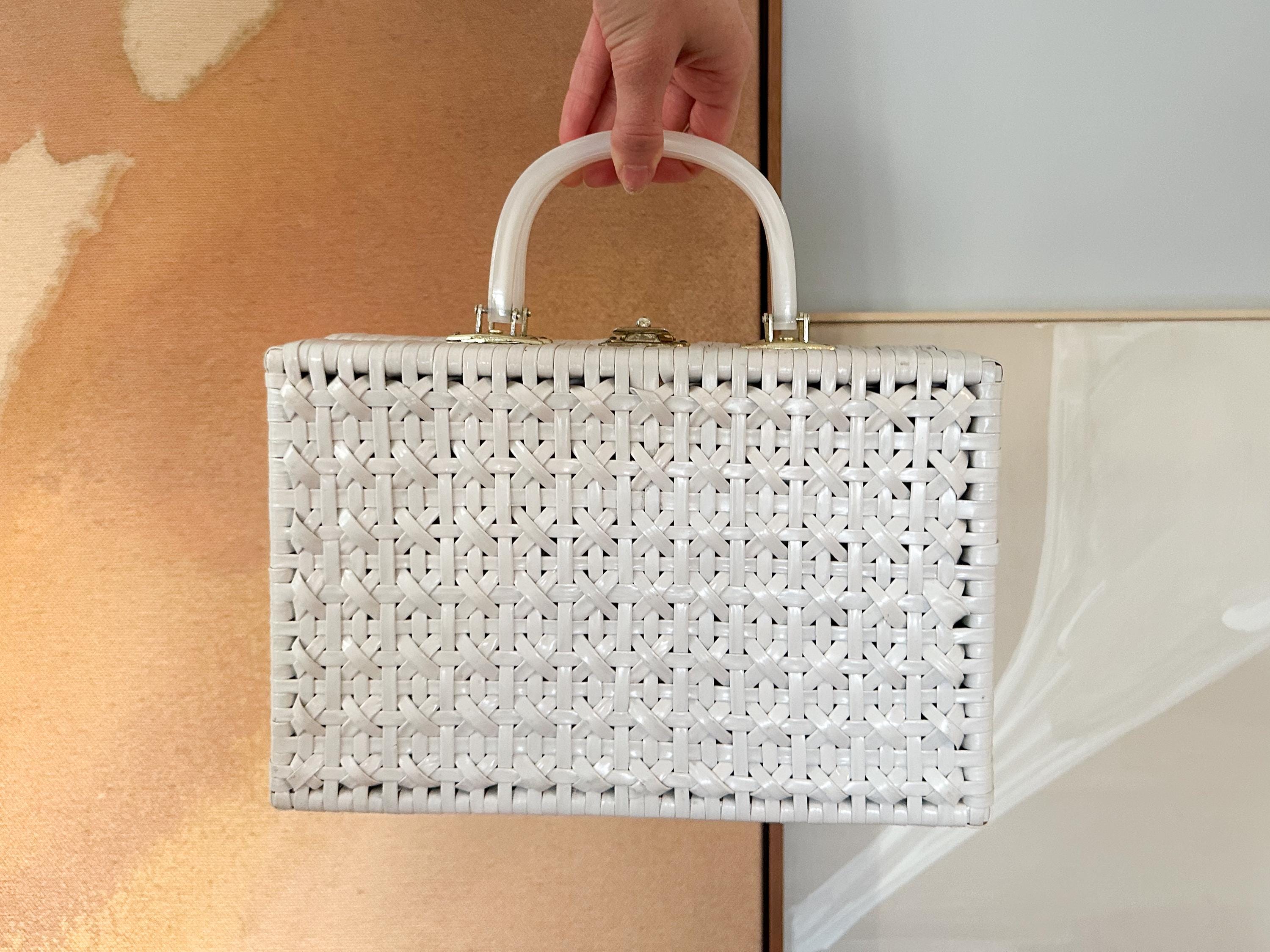 【SCULPTOR】Granny Lucite Handle Bag Ivory Lucite Handle Bag - Etsy