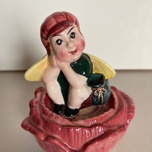 Vintage Japan Anthropomorphic Ladybug and Flower Salt & Pepper Shaker Set **FANTASTIC CONDITION!!**