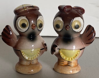 Vintage Googley Eye Owls Salt & Pepper Shaker Set **FANTASTIC CONDITION!!**