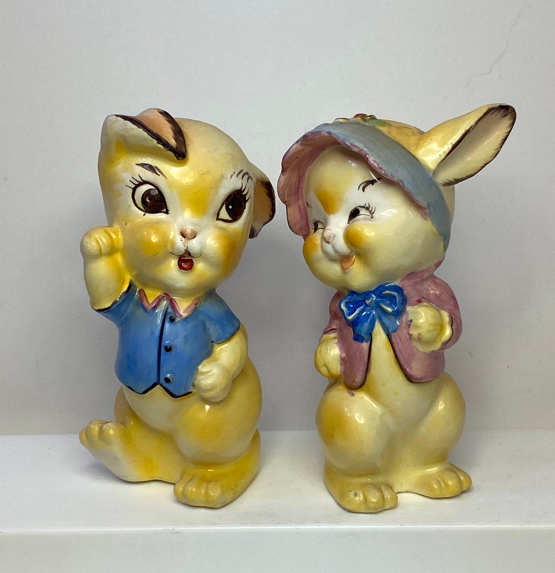 Cute Pair of Courting Bunny Salt and Pepper Shakers, Vintage Mid