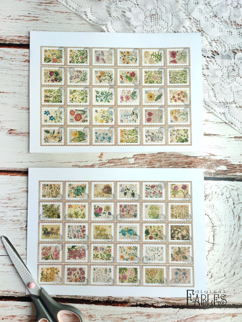 Puede incluir: Dos hojas de impresiones de sellos postales florales. Cada impresi&oacute;n presenta una cuadr&iacute;cula de sellos de estilo vintage con varias ilustraciones de flores coloridas. Los sellos tienen un borde color crema y est&aacute;n dispuestos sobre un fondo blanco. Las tijeras son visibles en la esquina inferior izquierda.