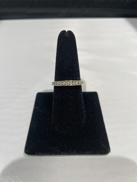 10k Yellow Gold Diamond Estate Ring - image 2