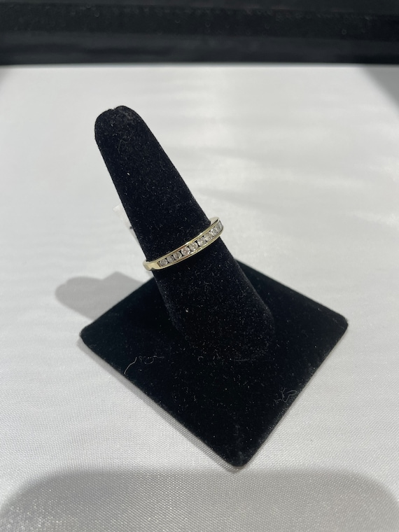 10k Yellow Gold Diamond Estate Ring - image 1