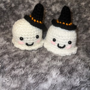 Crochet mini ghosts| ghost plushie| stuffed ghost|