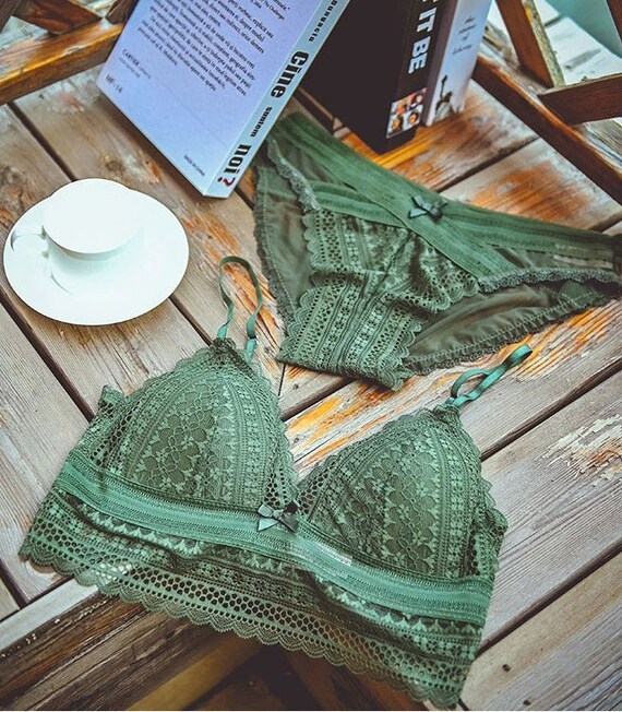 green bra and underwear sets