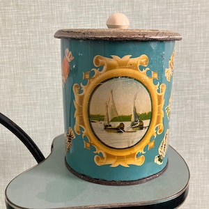 Vintage Rare 50’s 60’s Tin Box / Round Metal Tin Box / Candy Storage Container / Sailing Motif / B.P. Spacer Sweets / Made in Pakistan