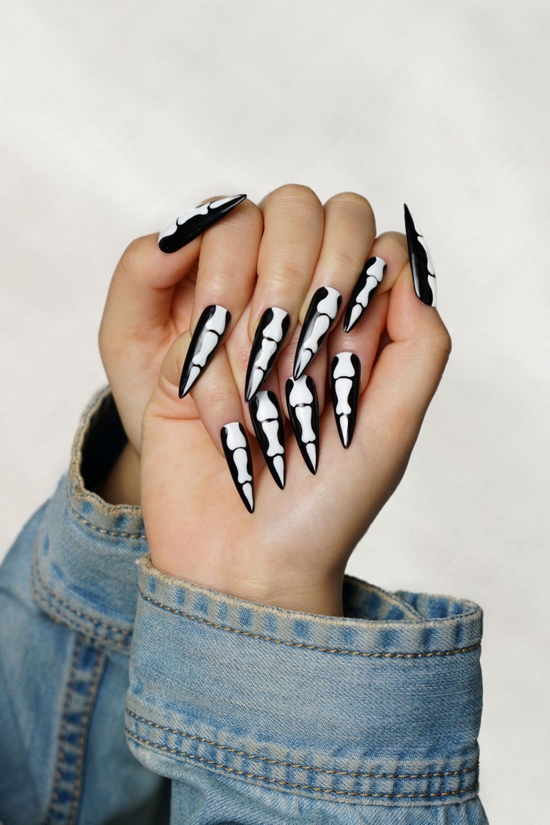 Black Skull Nail Press on Nails Gel Manicure Art Anime - Etsy