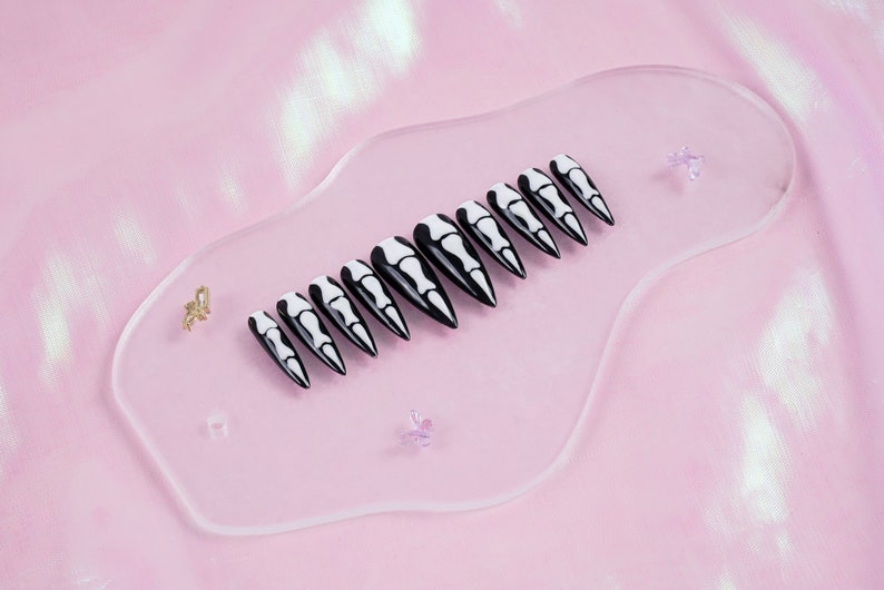 Black Skull Nail Press on Nails Gel Manicure Art Anime - Etsy