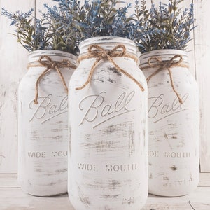 Bauernhaus Mason Jars Herzstück | Bauernhaus Wohndekor | Hochzeitsdekor | Rustikales Hochzeits-Mittelstück