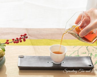 Elegant Glass GongDaoBei - Chinese Tea Ceremony Pitcher