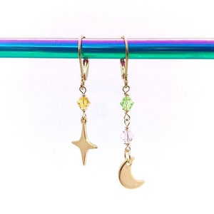 Mismatched moon and stars earrings - gemstone earrings - moon and sun - astrology earrings - hypoallergenic - dangle and drop earrings