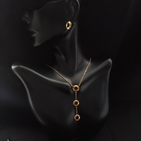 Gold Ear Necklace Set. Triple Open Circles With Matching