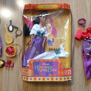Barbie esmeralda disney new arrivals