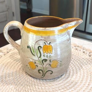 Vintage 1960's Stangl Yellow Tulips One Quart Pottery Pitcher, Terra Rose Pottery, Trenton