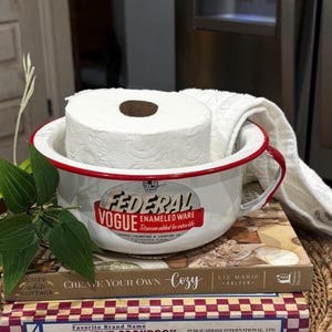 Vintage 1940's Federal "Life" Magazine Advertising White with Red Trim Enamelware Bowl/ Pot, Original Emblems