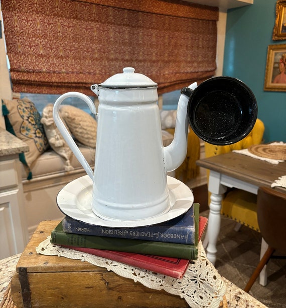 Vintage 1930 Antique Vintage EnamelWare Coffee Pot & Enamelware Coffee Cup Collectible Set main image 0