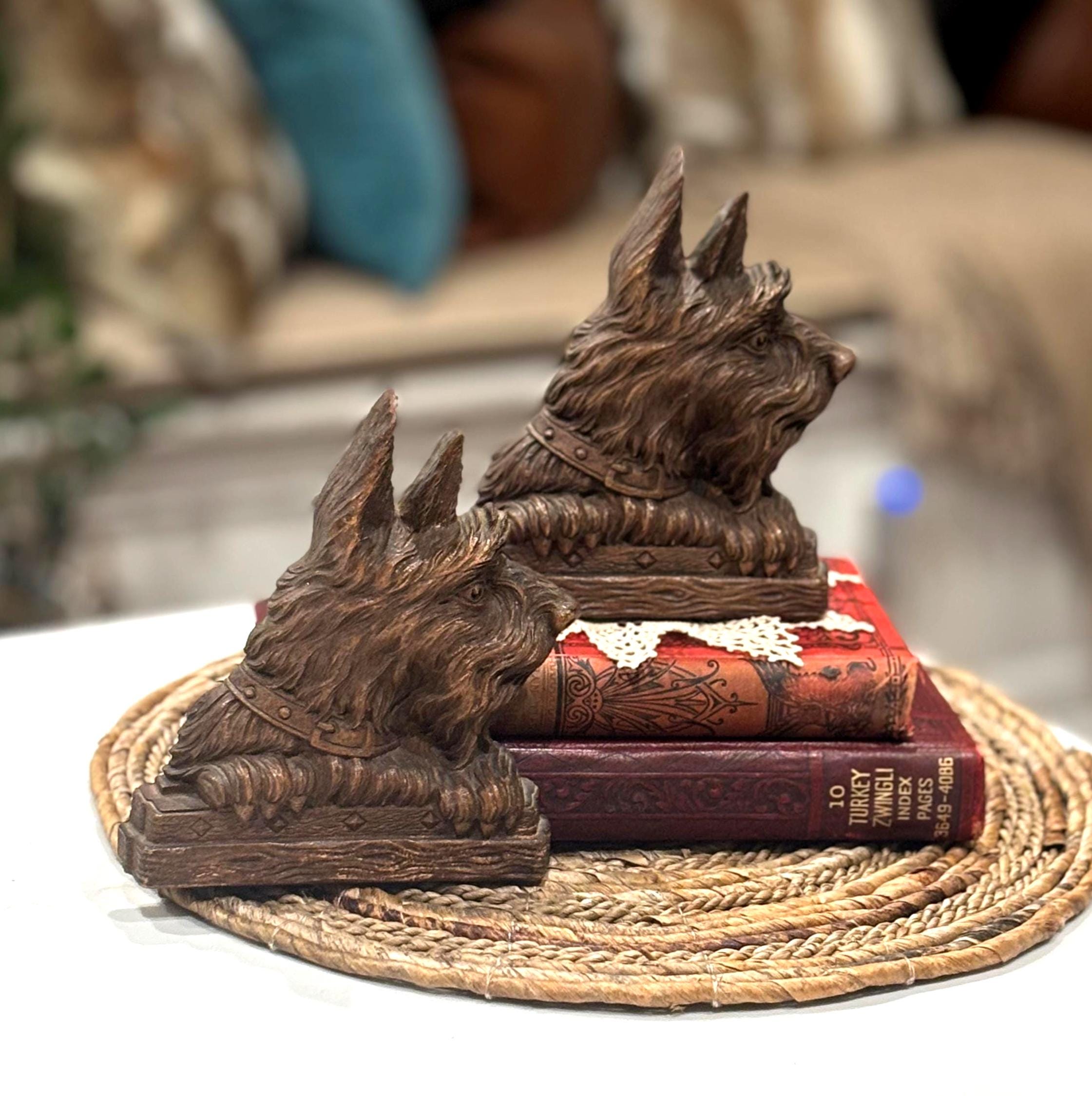 Vintage 1940's Set of Syroco Wood Scottie Dog Bookends, Metal Book