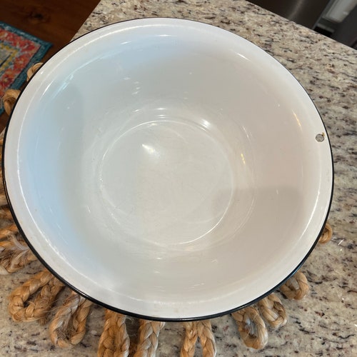 Vintage 1930's Hand Painted Floral Enamelware Pitcher and Wash Bowl Basin, Bathroom Set; Antique White and Black Trim shops Enamel RARE!