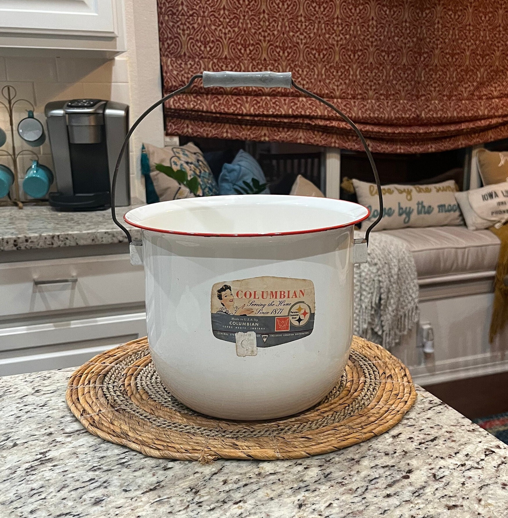 イマン　スミレ　キャニスター　enamel antique brocanto Vintage 1940's Columbian Enamelware Red & White Stock Pot With
