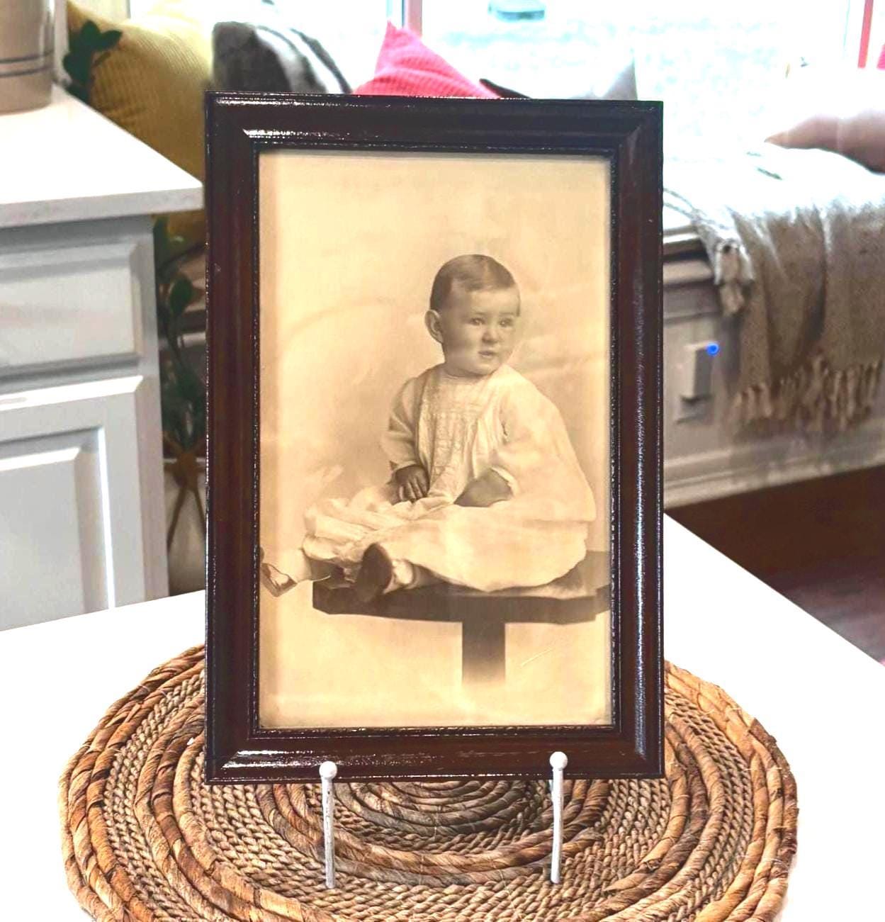 Original Frame Vintage 1930's Antique Frame With the Original Photo of a Young Baby ...
